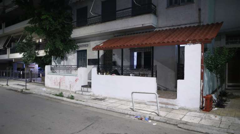 Πυροβολισμοί στον Κολωνό: Επεισόδιο μεταξύ Ρομά, τραυματίστηκε ένας 17χρονος [εικόνες - βίντεο]