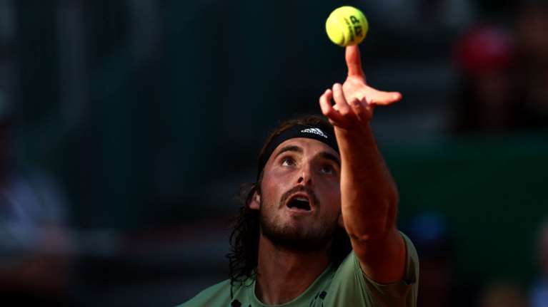 Ο Τσιτσιπάς ξαναχτυπά και... αγωνιά για το νοίκι: "Κατάλαβα πόσο σύντομος είναι ο μήνας όταν άρχισα να το πληρώνω"