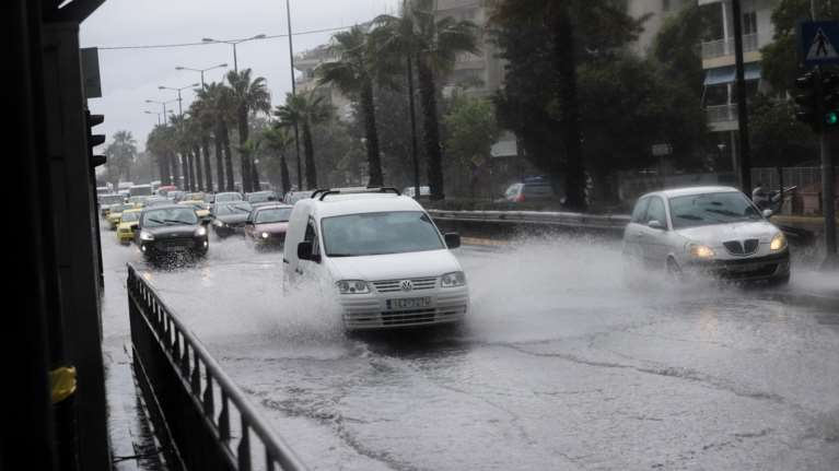 Με τι καιρό θα γίνει η έξοδος του Δεκαπενταύγουστου: Τοπικές καταιγίδες και χαλαζοπτώσεις - Σε ποιες περιοχές
