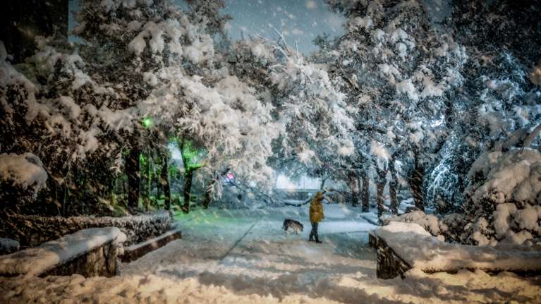 Σοβαρή επιδείνωση του καιρού σήμερα: "Ουκρανικό" ψύχος με βροχές και χιόνια - Η πρόβλεψη για την Αττική