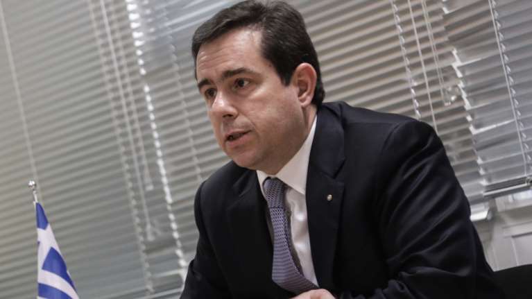 Νότης Μηταράκης: Σε πολύ καλή κατάσταση οι 38 μετανάστες στον Έβρο - Προληπτικά στο νοσοκομείο η έγκυος