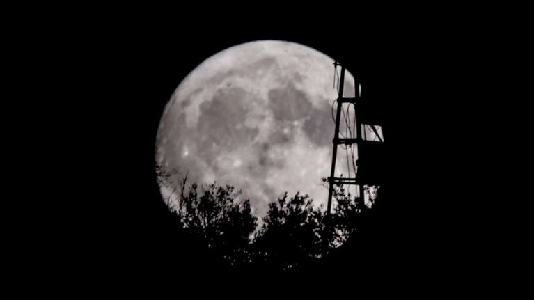 Υπερπανσέληνος Οκτωβρίου: Έρχεται το &quot;Φεγγάρι της Συγκομιδής&quot; - Τι συμβολίζει η ονομασία του