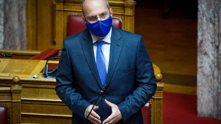 Γιάννης Οικονόμου: Ποιος είναι ο νέος κυβερνητικός εκπρόσωπος