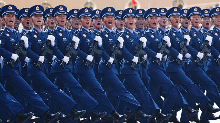 Η ηγεσία του ΚΚ Κίνας &quot;ξήλωσε&quot; 9 στρατηγούς - Κατηγορούνται για οικονομικά εγκλήματα