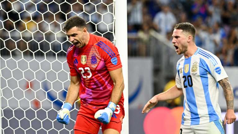 Copa America: Πρόκριση στα ημιτελικά για την Αργεντινή με ηγέτη τον Μαρτίνεζ - Έχασε πέναλτι ο Λιονέλ Μέσι