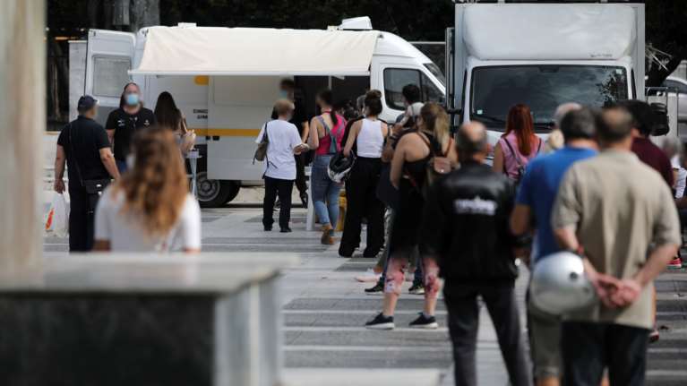 Κορονοϊός: Τι έδειξαν τα 615 rapid τεστ του ΕΟΔΥ στην Καλλιθέα- Βρέθηκαν 11 κρούσματα