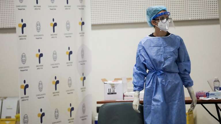 Γεωργαντάς: Περίπου 90.000 πολίτες εμβολιάζονται κάθε μέρα - Δεν χρειάζονται νέα μέτρα