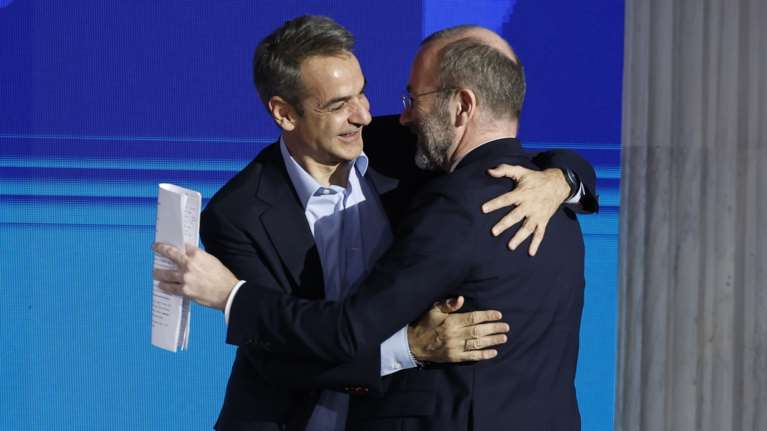 Βέμπερ σε Μητσοτάκη: Πάντα στεκόσουν απέναντι στον Ερντογάν για να προστατεύσεις τα σύνορα της Ευρώπης