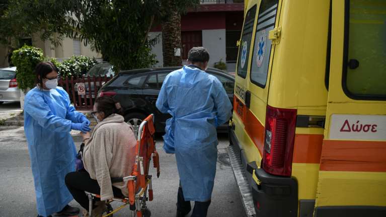 Κορονοϊός: Κατέληξε ηλικιωμένη από το γηροκομείο στο Ασβεστοχώρι