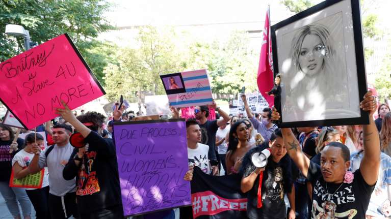 Μπρίτνεϊ Σπίαρς: Επιτέλους ελεύθερη από την κηδεμονία του πατέρα της με τη βούλα του δικαστηρίου [βίντεο]