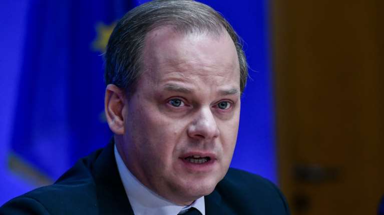 Απάντηση Καραμανλή σε Τσίπρα: &quot;Επέλεξε τη Μακεδονία εκείνος που με ευκολία υπέγραψε τη συμφωνία των Πρεσπών&quot;