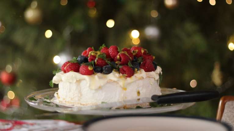 Εορτολόγιο: Ποιοι γιορτάζουν σήμερα, Κυριακή 3 Δεκεμβρίου