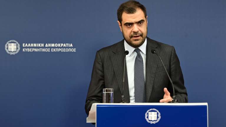 Αναδίπλωση Μαρινάκη: Θεωρούμε ως πήχη τους 151 βουλευτές και ο αριθμός που μας ενδιαφέρει είναι το 155