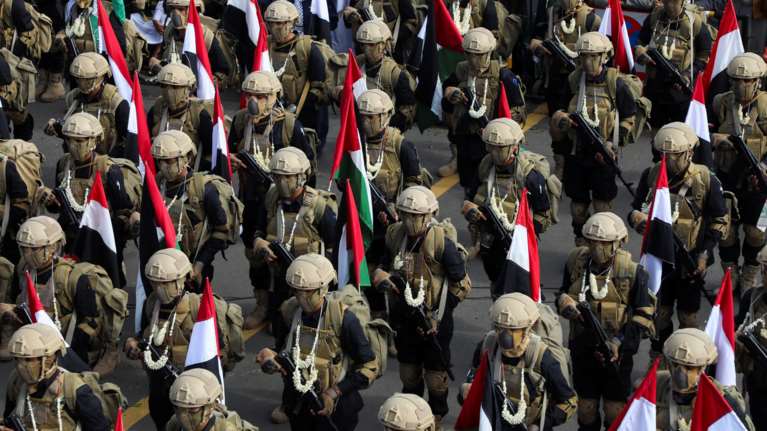 Εκδίκηση ορκίζονται οι Χούθι για τον θάνατο του πρωθυπουργού τους: Το Ισραήλ βομβάρδισε "στρατιωτικό στόχο" στην Υεμένη