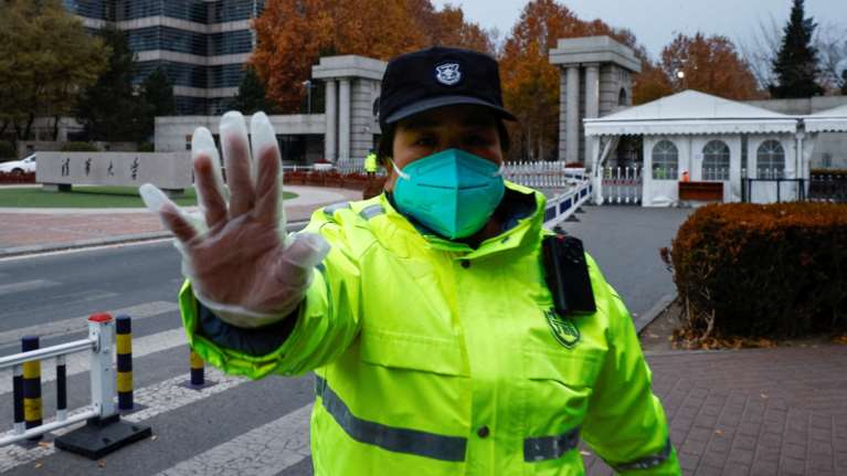 Κορονοϊός: Η τραγωδία του να βρεθείς θετικός στην Κίνα, γιατί ξέσπασαν διαδηλώσεις- Τι είναι η πολιτική "μηδενικού Covid"