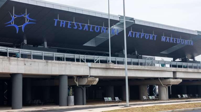 Θεσσαλονίκη: Αναγκαστική προσγείωση αεροσκάφους - 35χρονος γρονθοκόπησε συνεπιβάτη του