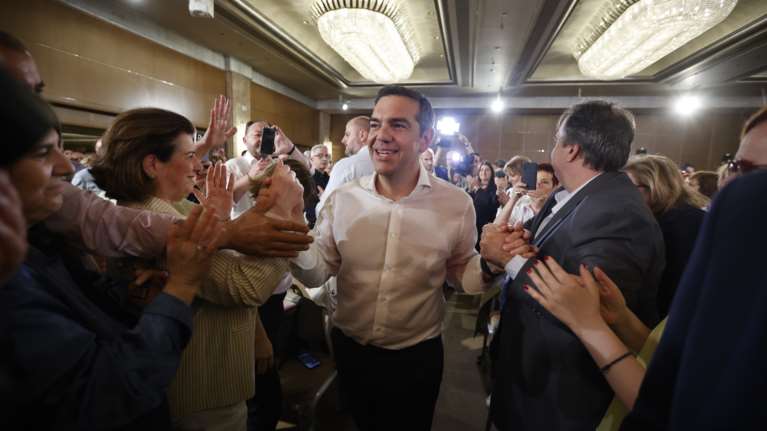 ΣΥΡΙΖΑ: Μόνο ο Τσίπρας μίλησε στην ΚΕ - Απορρίφθηκε διά βοής του αίτημα Βούτση να γίνουν κι άλλες ομιλίες