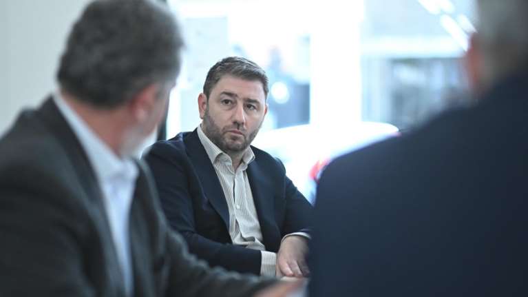 Οι πέντε προτάσεις του ΠΑΣΟΚ για τους σιδηρόδρομους μετά το δυστύχημα στα Τέμπη - Σύσκεψη Ανδρουλάκη με ειδικούς