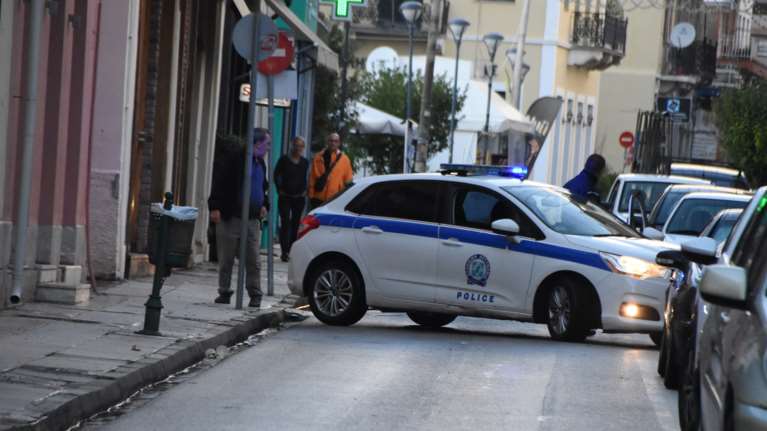 Στα χέρια της αστυνομίας σπείρα που διακινούσε κοκαΐνη και κάνναβη στην Αθήνα - Τρεις συλλήψεις