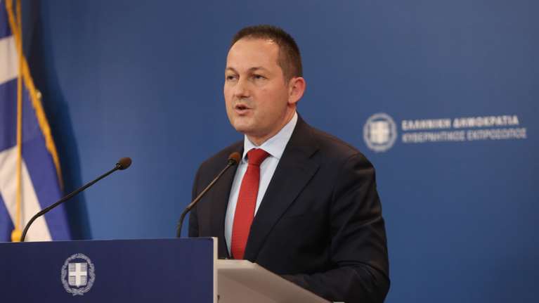 Πέτσας: Ολοταχώς για το άνοιγμα των δημοτικών σχολείων την 1η Ιουνίου