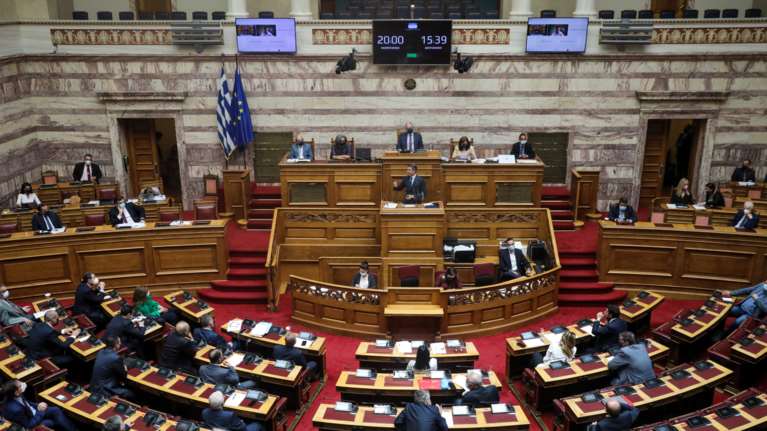 Bουλή: Ξεκινάει το απόγευμα στην Ολομέλεια η συζήτηση και ψήφιση του Προϋπολογισμού 2022