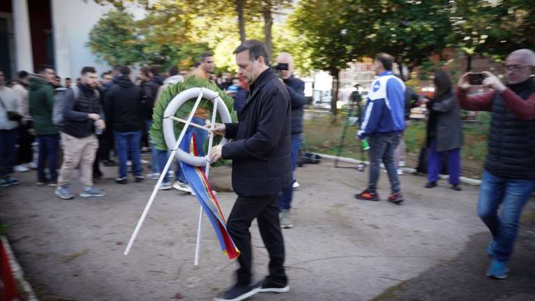 Ο Χάρης Δούκας κατέθεσε στεφάνι στο Πολυτεχνείο: &quot;Χρειάζεται επαγρύπνηση, γιατί τίποτα δεν θεωρείται δεδομένο&quot;