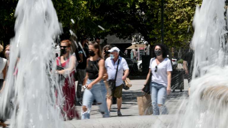 Καιρός: Τους 38 βαθμούς θα αγγίξει ο υδράργυρος - Ανεμοι έως 7 μποφόρ