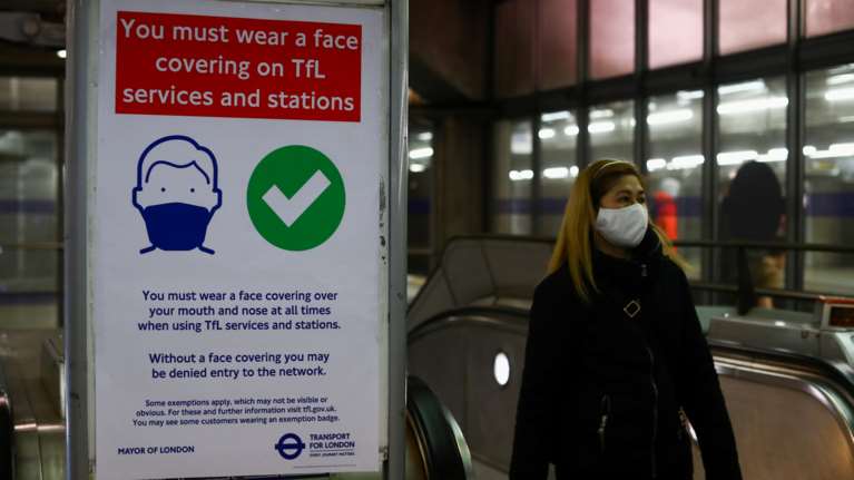 Καπραβέλος: Περιμένουμε κι άλλο κύμα της πανδημίας - Μην ρίχνουμε λάδι στη φωτιά του κορονοϊού