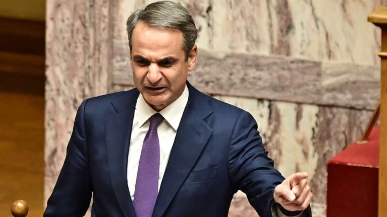 &quot;Τρικυμία εν κρανίω - Δεν σας έχω δει πιο αμήχανο&quot;: Καρφιά Μητσοτάκη σε Ανδρουλάκη για τον Άγνωστο Στρατιώτη