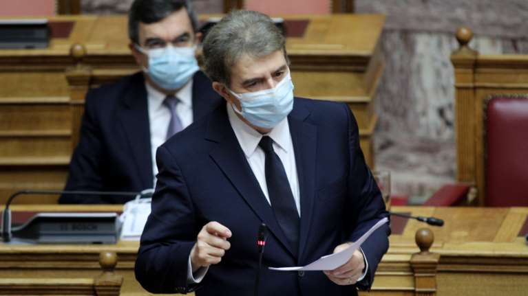 Χρυσοχοΐδης για Μένιο Φουρθιώτη: Ποτέ δεν τον φύλαξαν 14 αστυνομικοί, ποτέ δεν είχε θωρακισμένο όχημα