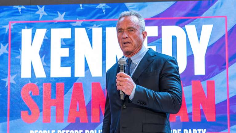 Απίστευτο: Παράσιτο έφαγε μέρος του εγκεφάλου του υποψήφιου προέδρου των ΗΠΑ, Ρόμπερτ Κένεντι Τζούνιορ