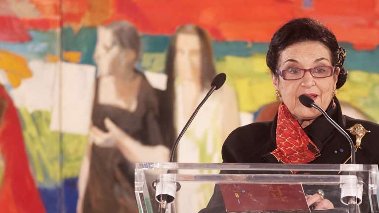 Θλίψη στον κόσμο του Πολιτισμού: Πέθανε σε ηλικία 83 ετών η Μαρίνα Λαμπράκη - Πλάκα