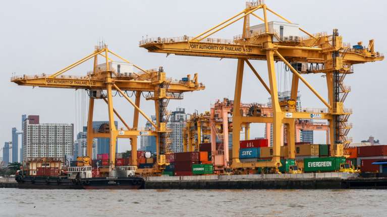 Άνοιξε η αυλαία του εμπορικού πολέμου: Σε ισχύ οι δασμοί Τραμπ κατά πάντων - Ανυποχώρητη η Κίνα