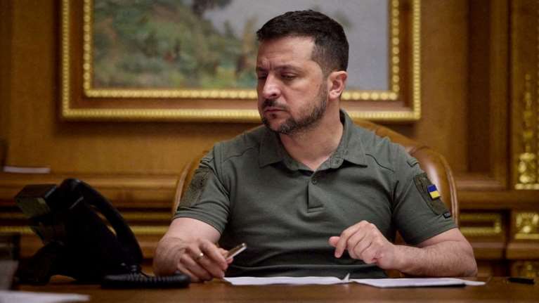 Πόλεμος στην Ουκρανία: Ο Ζελένσκι δηλώνει για πρώτη φορά ότι δυνάμεις της χώρας του επιχειρούν στη ρωσική περιφέρεια Κουρσκ