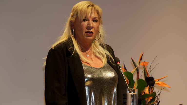 Δήμητρα Λιάνη: Τηλεοπτική &quot;βόμβα&quot; - Θα συμμετάσχει στο J2US;