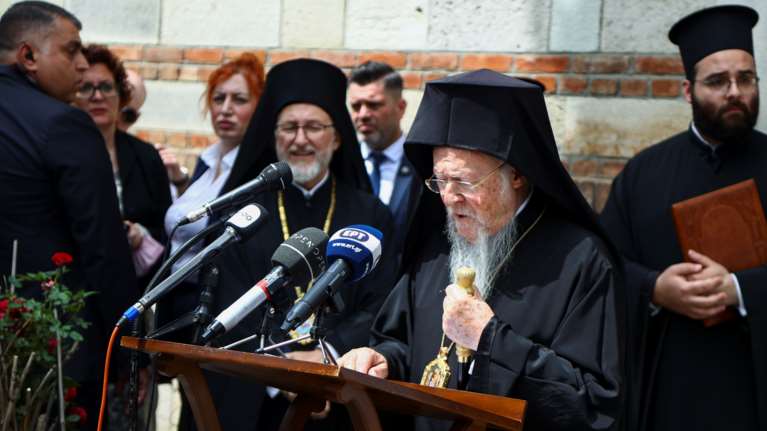 Συνάντηση Βαρθολομαίου με τους οφικιάλιους του Πατριαρχείου, παρουσία του Αμερικανού πρέσβη