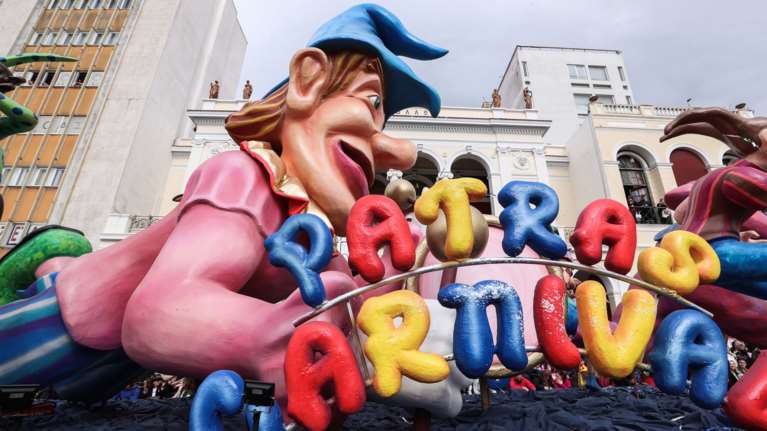 Ξεκινάει το Σάββατο 20 Ιανουαρίου το πατρινό καρναβάλι - Ποιο θα είναι το φετινό θέμα