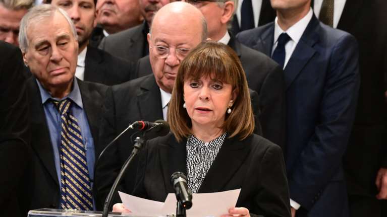 Σακελλαροπούλου για Κώστα Σημίτη: Αποχαιρετάμε με θλίψη και τιμή μια μεγάλη προσωπικότητα της σύγχρονης ιστορίας μας