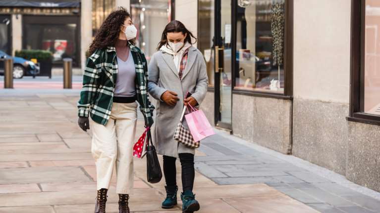 Κορονοϊός - Συναγερμός από ΠΟΥ:  Εχουν διπλασιαστεί τα κρούσματα το τελευταίο δίμηνο - Αύξηση και των θανάτων