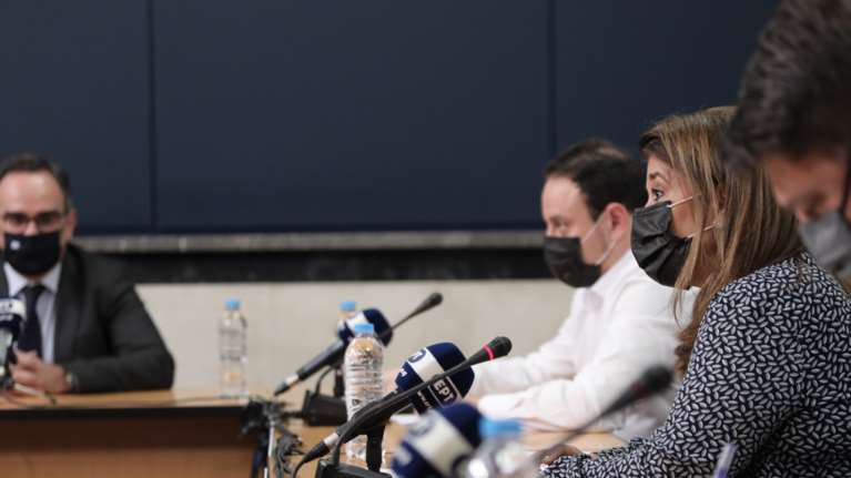 Επίσημο: Κλειστά τα μαγαζιά σε Αττική και Θεσσαλονίκη το Σαββατοκύριακο - Απαγόρευση κυκλοφορίας από τις 18:00