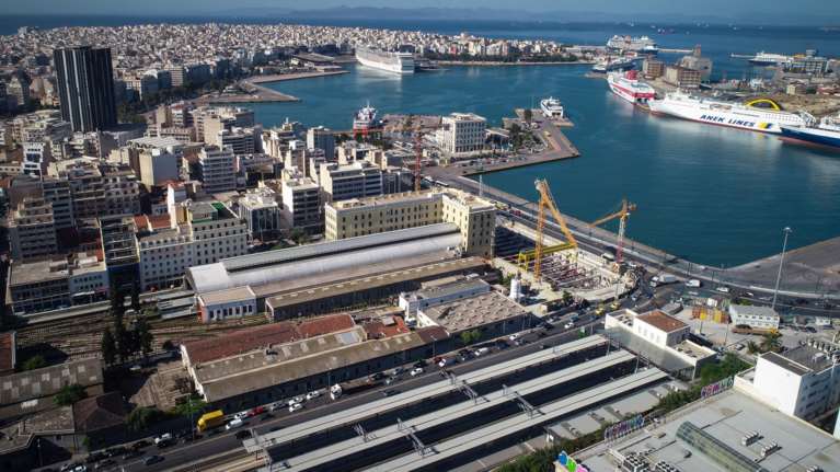 Συναγερμός στον Πειραιά: Απειλητικό τηλεφώνημα για βόμβα