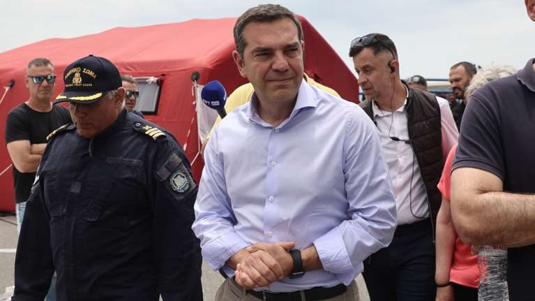 Τσίπρας για ναυάγιο: Ποια είναι τα πρωτόκολλα της FRONTEX με πλοίο έτοιμο να βυθιστεί, που δεν επιβάλλουν τη διάσωσή του;