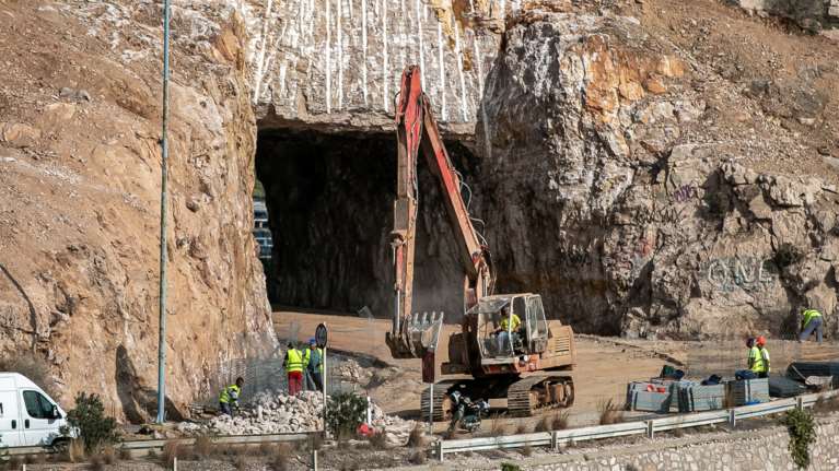 Τρύπες του Καραμανλή: Ξανά στην κυκλοφορία από το πρωί του Σαββάτου - Με κατεύθυνση προς Σούνιο
