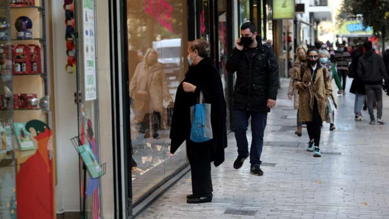 Γεωργιάδης: Ανοιχτά καταστήματα τις Κυριακές μόνο όσο διαρκεί η πανδημία