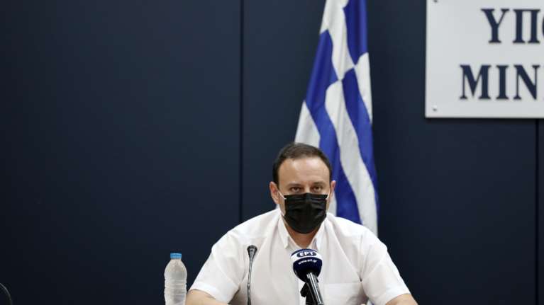 Μαγιορκίνης: Δέκα φορές αυξάνεται η μεταδοτικότητα του κορονοϊού από τον Οκτώβριο – Δεν θα ξεμπλέξουμε εύκολα