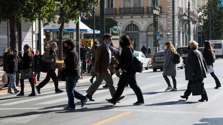 Φάρμακα κατά του κορονοϊού - Πλεύρης: Έρχονται τους πρώτους μήνες του 2022