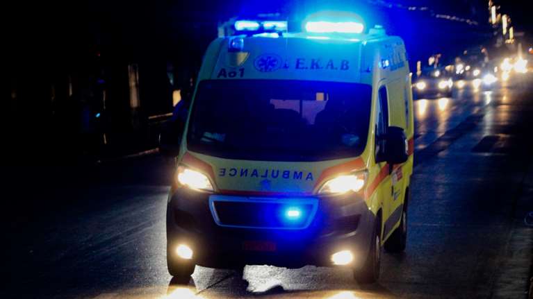 Σοκ στη Λάρισα: 70χρονος βρέθηκε απαγχονισμένος σε πυλωτή στη Νέα Σμύρνη