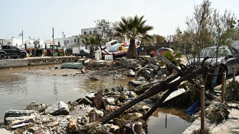 Πάρος: Πώς φαίνεται από δορυφόρο μετά τις καταστροφές - Το σημείο όπου κατέληξε όλη η λάσπη [εικόνα]