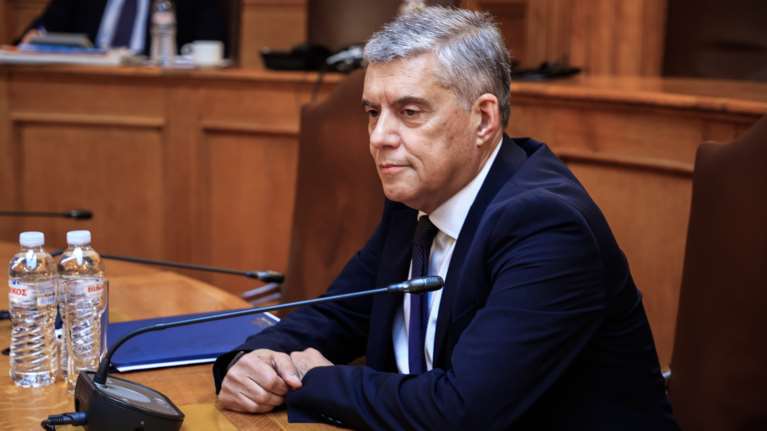 Λάρισα: Στο νοσοκομείο ο Αγοραστός με τραύματα στο κεφάλι - Δέχθηκε επίθεση από συγγενείς θυμάτων των Τεμπών [εικόνες-βίντεο]