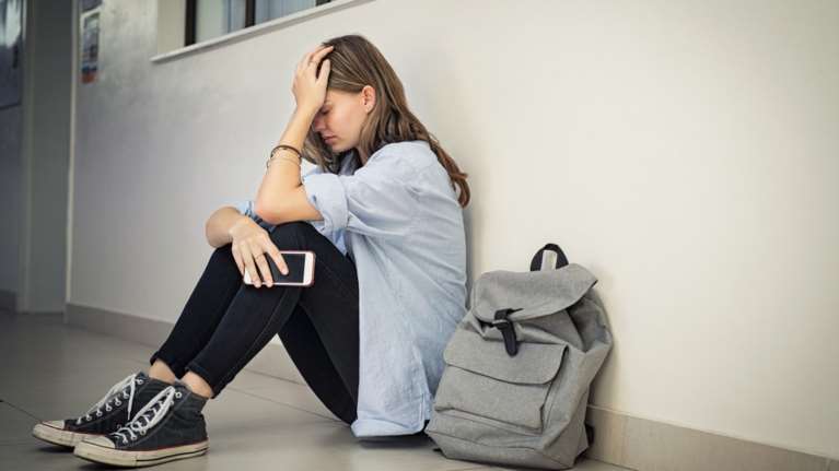 Απίστευτο περιστατικό στη Ναύπακτο: 13χρονοι διακινούσαν ψεύτικες γυμνές φωτογραφίες από συμμαθήτριές τους